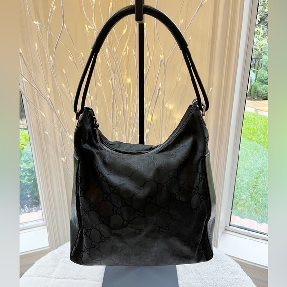 Authentic Gucci monogram vintage  shoulder bag - Picture 3 of 15